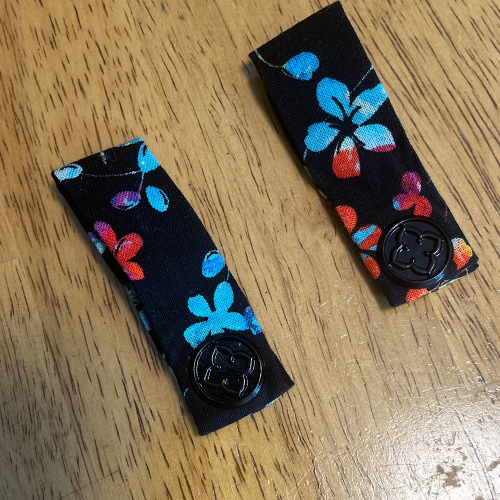 Floral Magnetic Poppy Clips